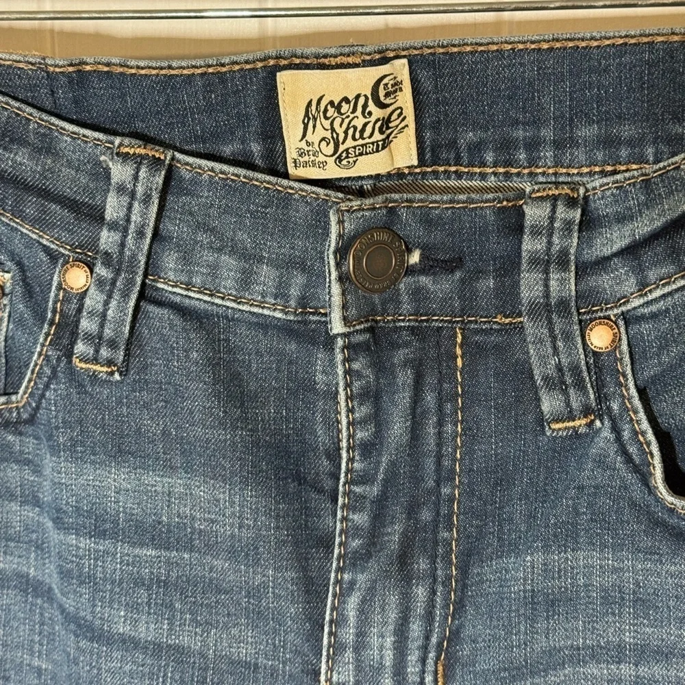 Moon Shine Spirit Blue Straight Leg Jeans with Medium Wash